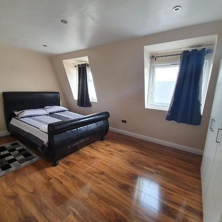 London Modern 4 Bedroom Apartment 外观 照片