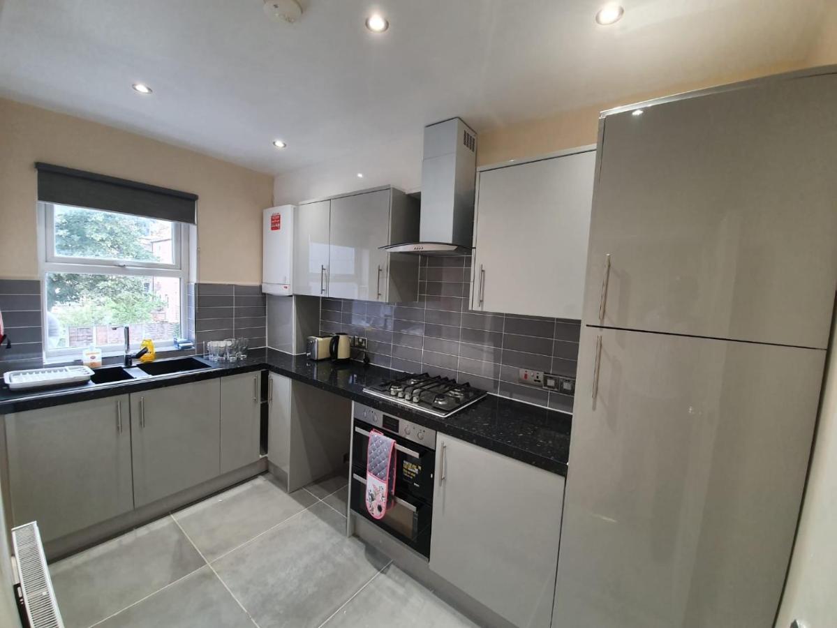 London Modern 4 Bedroom Apartment 外观 照片