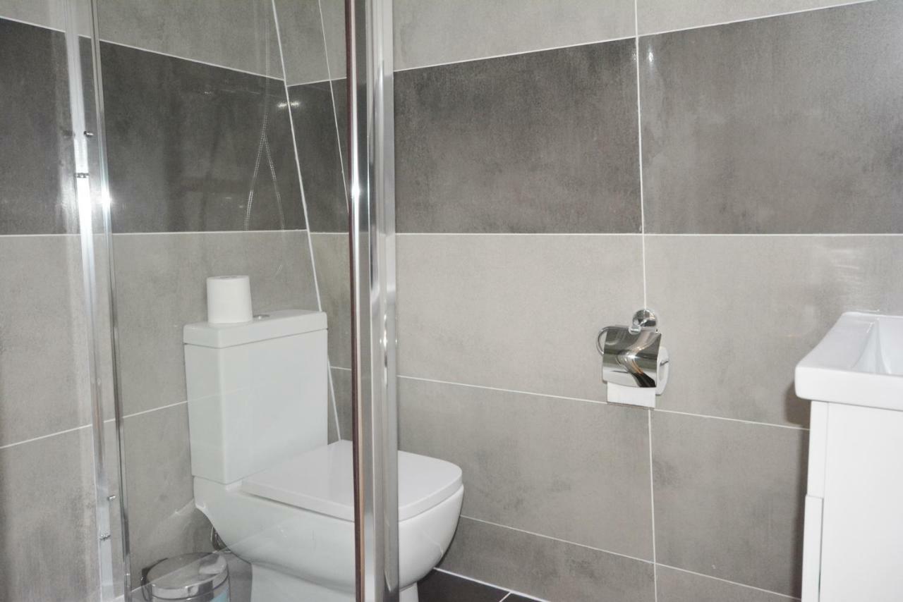 London Modern 4 Bedroom Apartment 外观 照片