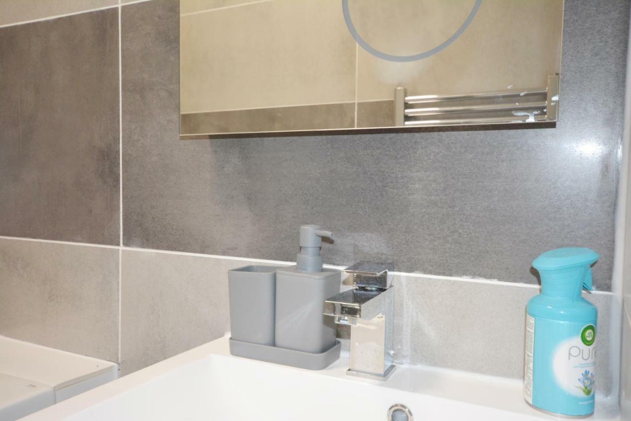 London Modern 4 Bedroom Apartment 外观 照片