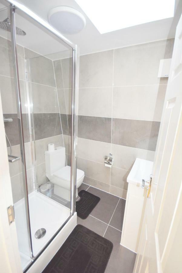 London Modern 4 Bedroom Apartment 外观 照片