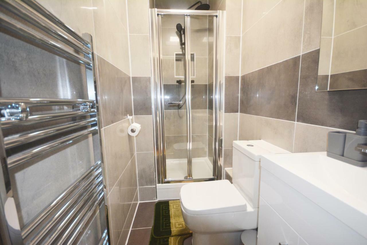 London Modern 4 Bedroom Apartment 外观 照片