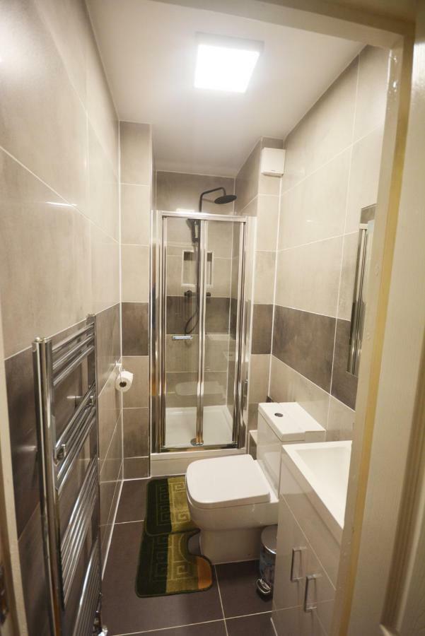London Modern 4 Bedroom Apartment 外观 照片