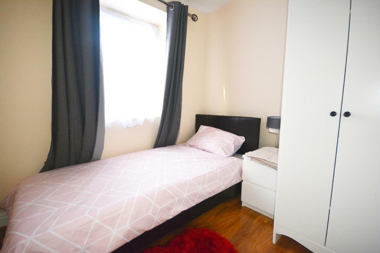 London Modern 4 Bedroom Apartment 外观 照片
